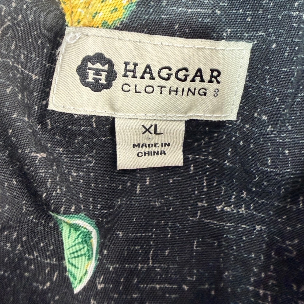 Haggar Button Up Shirt Mens XL Black Pineapple Tropical Aloha Summer Casual Top - Picture 2 of 8